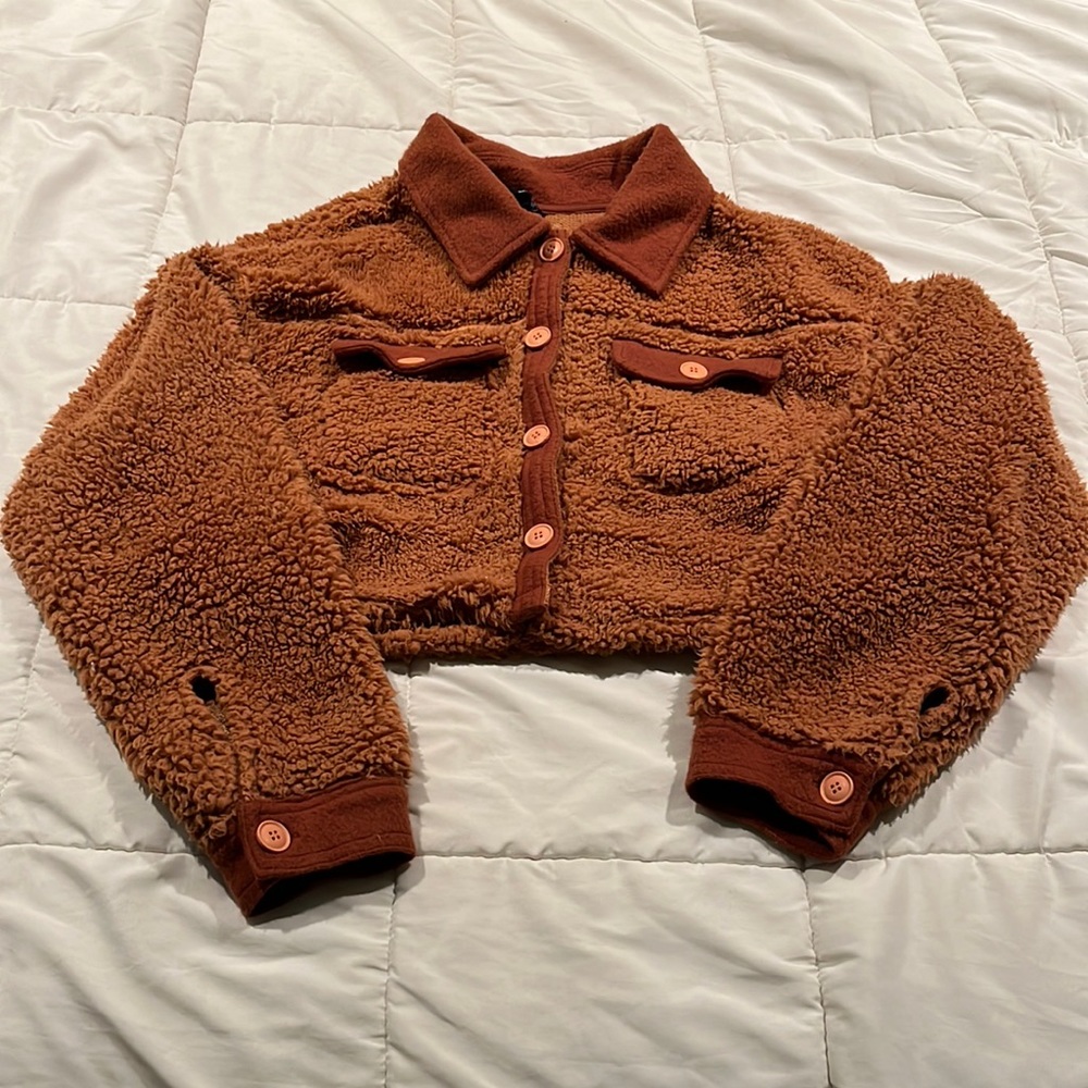 Pacsun cropped sherpa